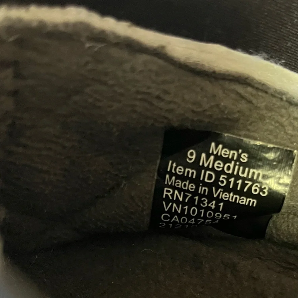 L.L. Bean Ultralight Primaloft Black Nylon Mesh Cozy Fleece Slip-Ons